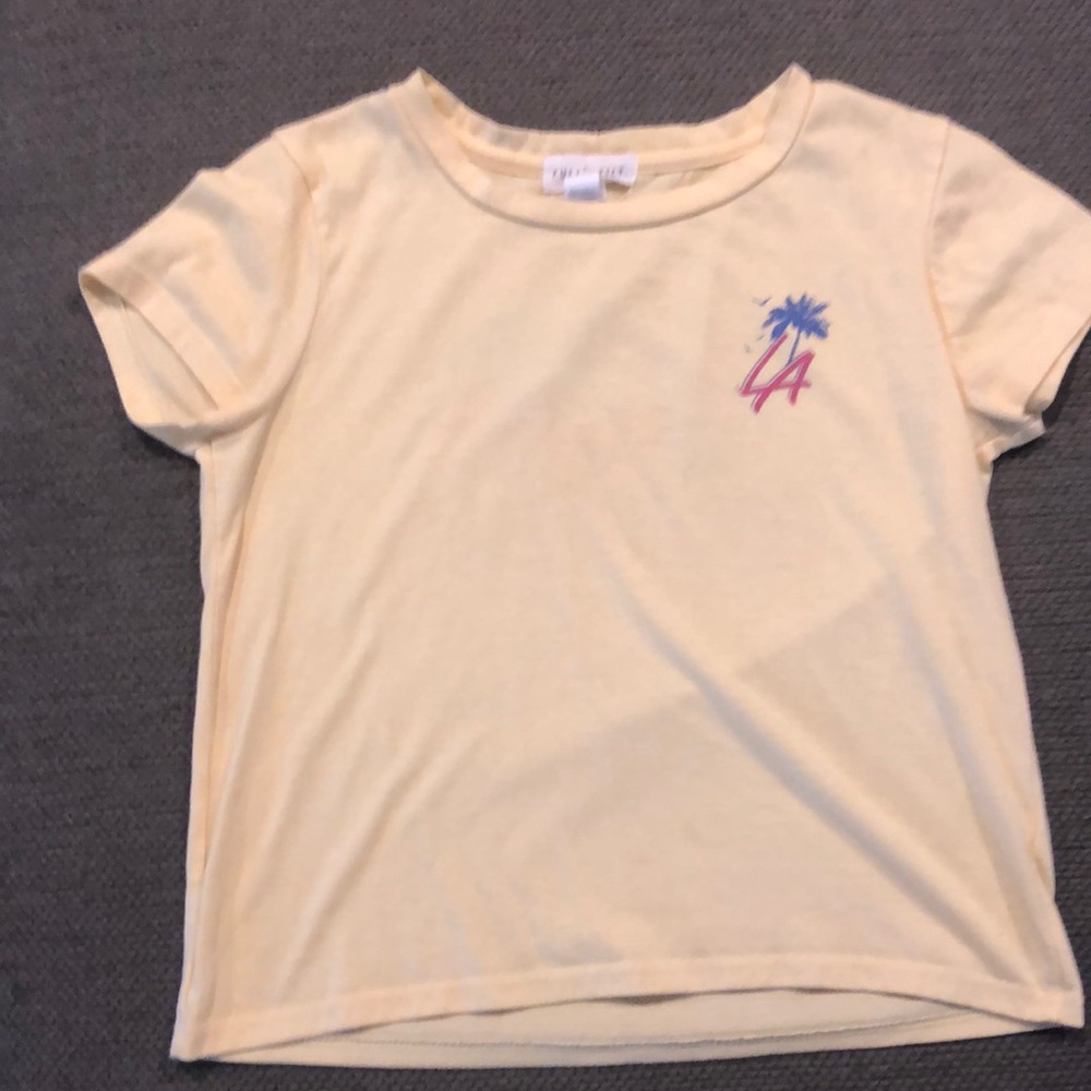 Girls tee-shirt like new